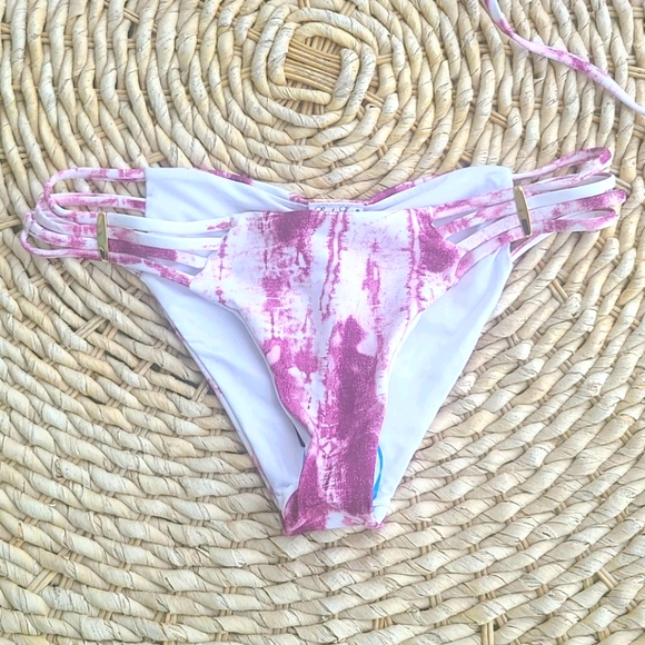 Ladyluxe Swimwear strappy bikini - Picture 8 of 9